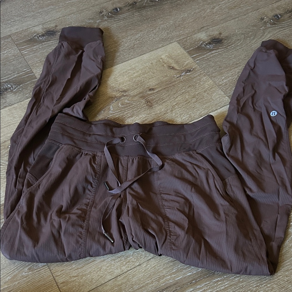 Lululemon Mid-Rise Studio Pant Brown